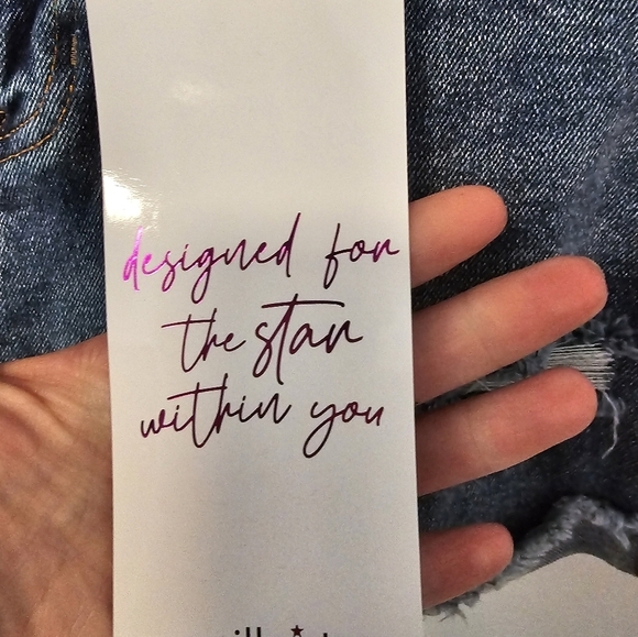 Vanilla Star Real Cheeky Short Women's Size 29 NWT - Picture 7 of 10